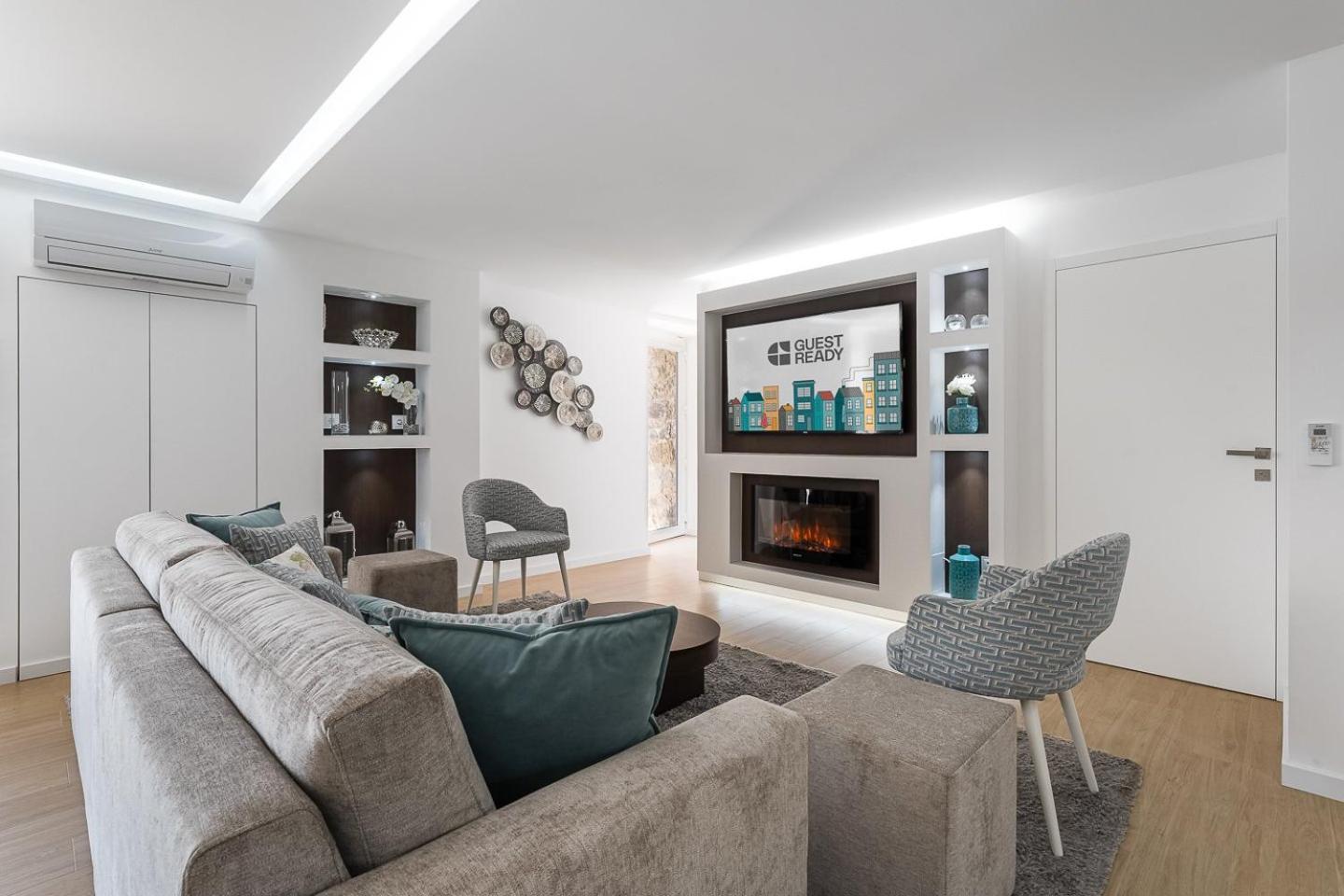 Villa Guestready - Villa Stay Luxury Property *